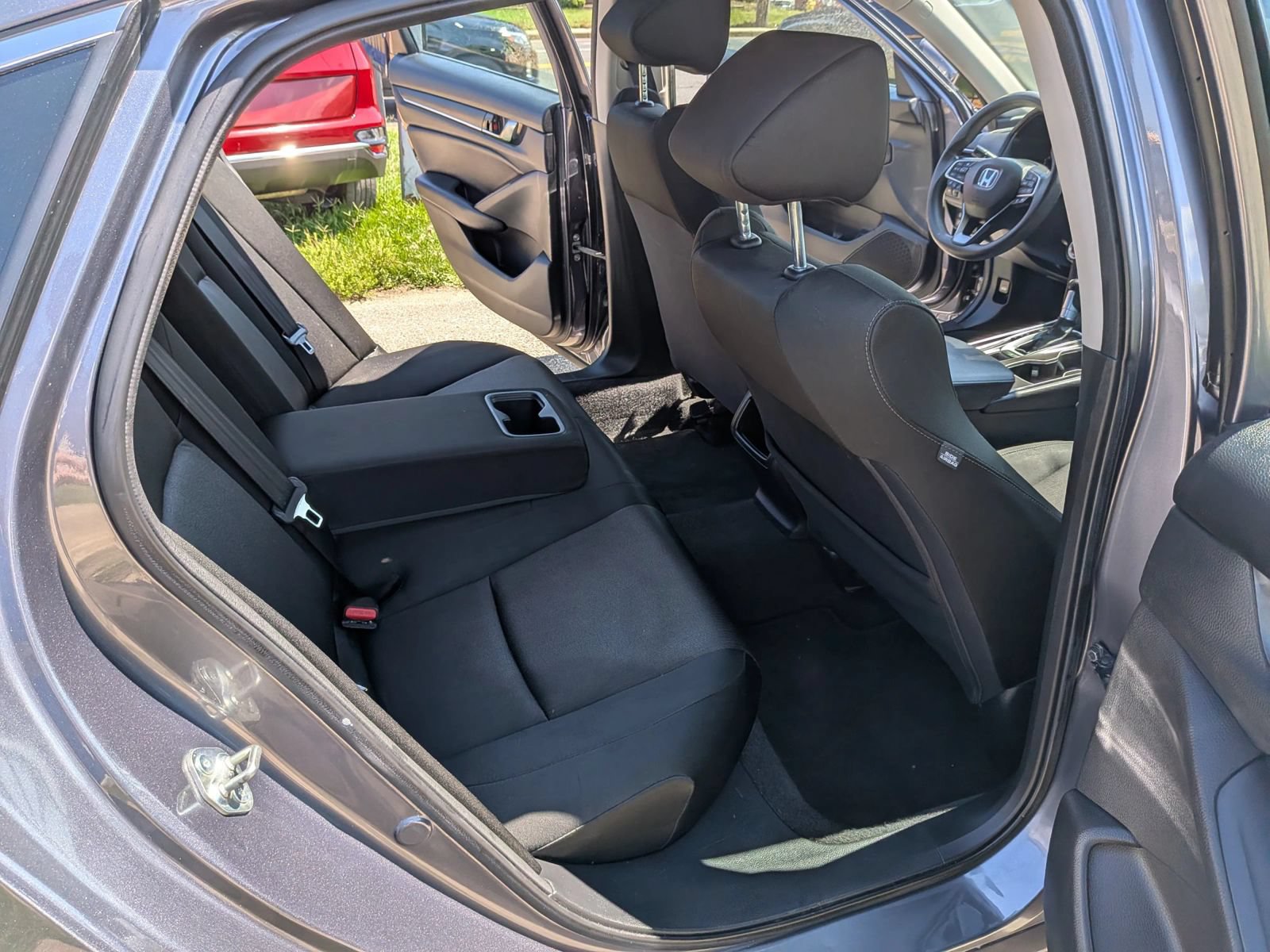 Used 2020 Honda Accord LX image 29