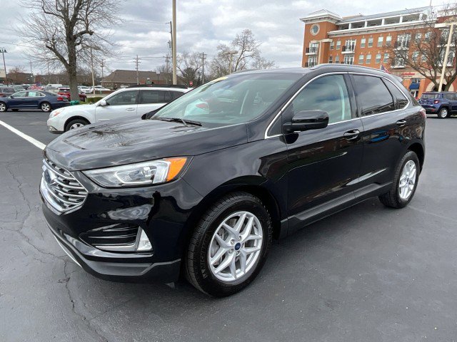 Used 2022 Ford Edge SEL w/ Convenience Package image 3