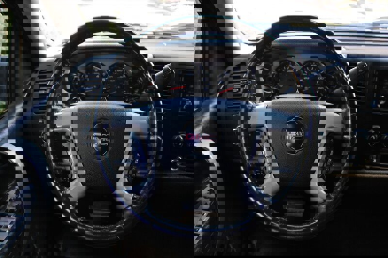 Used 2010 GMC Sierra 1500 SLE image 16