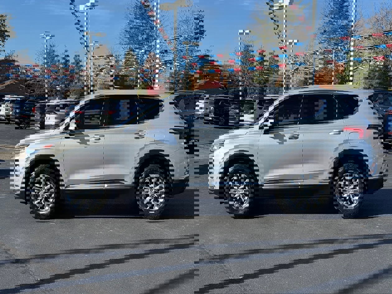 Used 2019 Hyundai Santa Fe SEL image 8