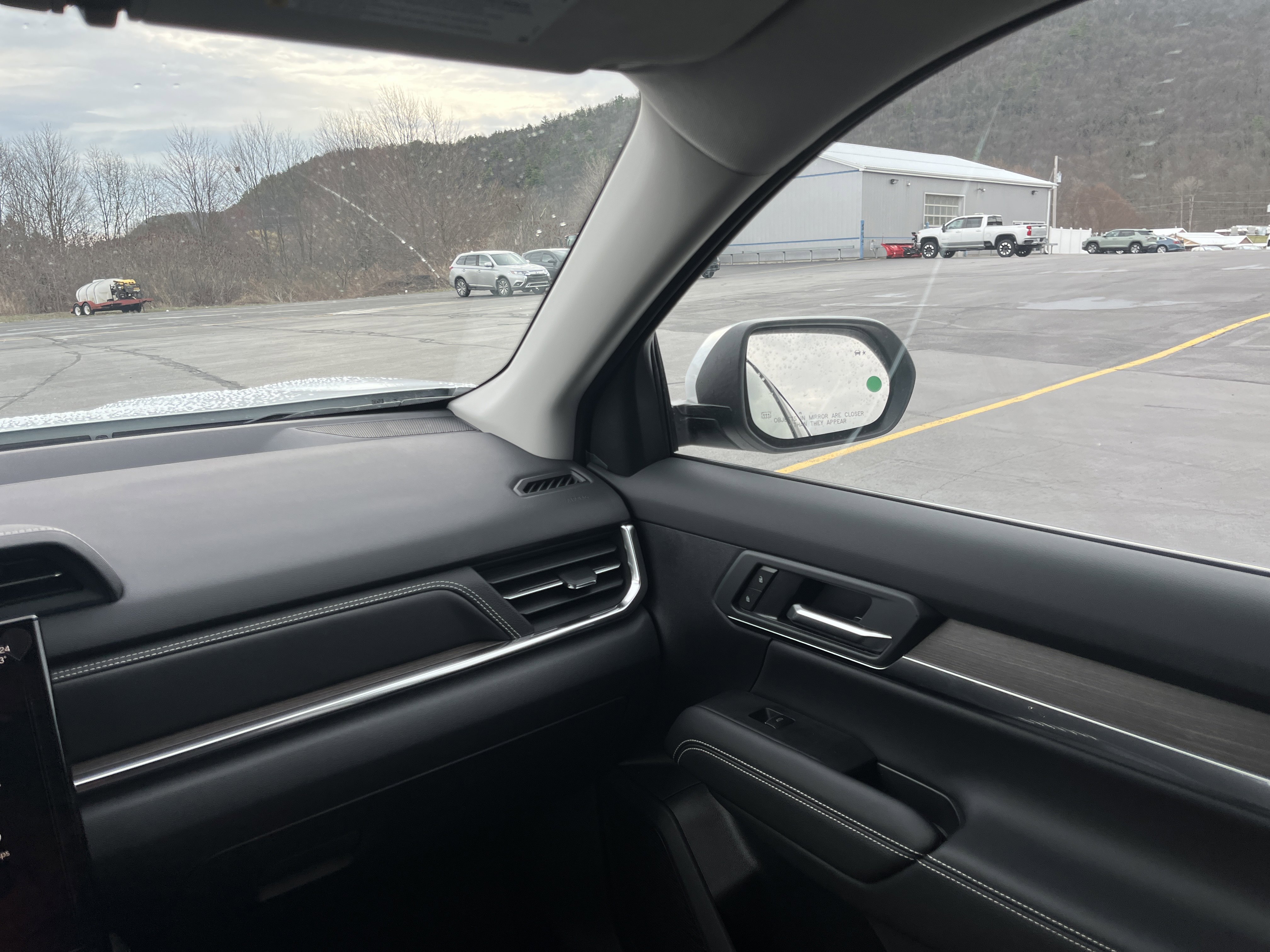 New 2026 GMC Terrain Denali image 32