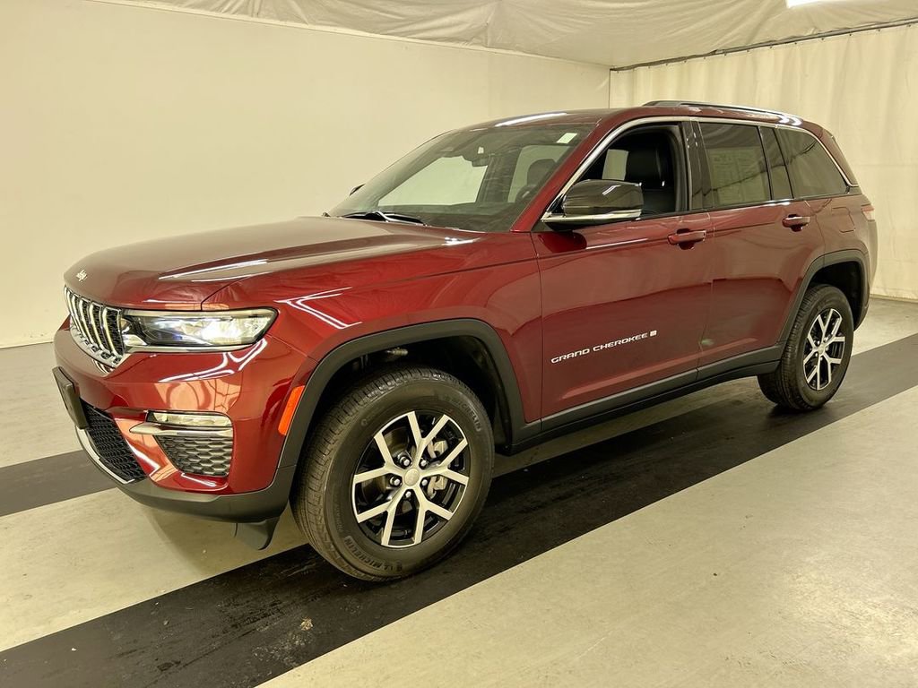 Certified 2025 Jeep Grand Cherokee Limited image 5