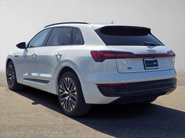 Used 2024 Audi Q8 e-tron Prestige w/ Prestige Package AWD/4WD image 5