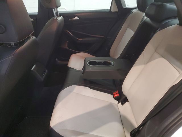 Used 2021 Volkswagen Jetta R-Line image 27