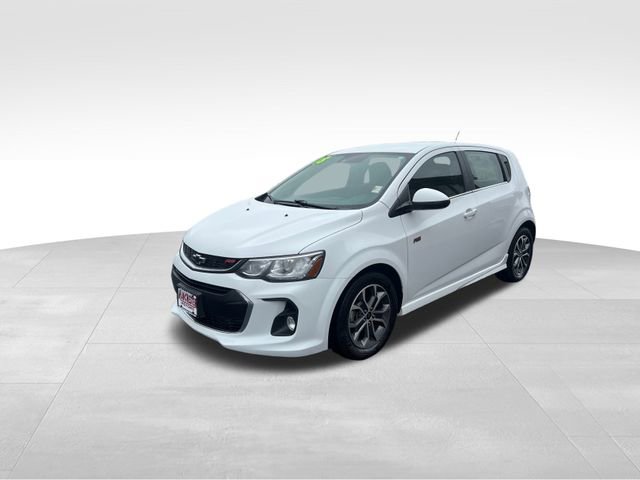 Used 2018 Chevrolet Sonic LT w/ Convenience Package image 3