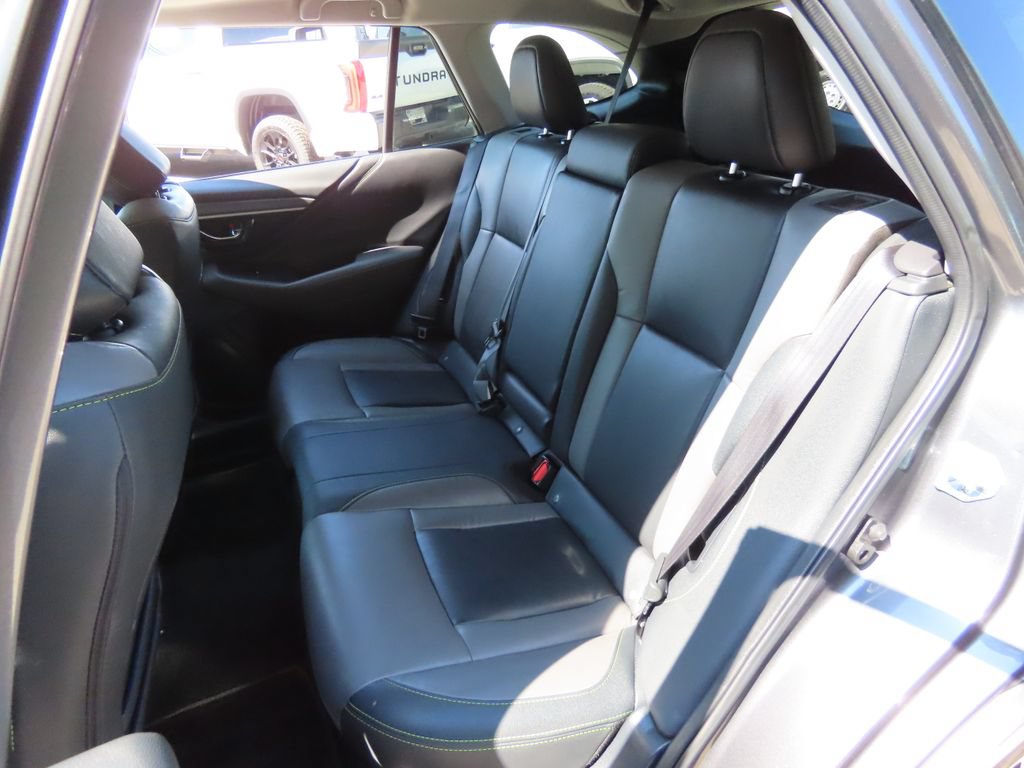Used 2025 Subaru Outback Onyx Edition AWD/4WD image 24