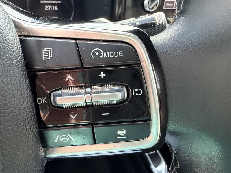 Used 2023 Kia Sorento SX FWD image 24