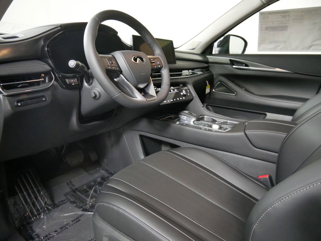 New 2026 INFINITI QX60 Luxe w/ Cargo Package image 13