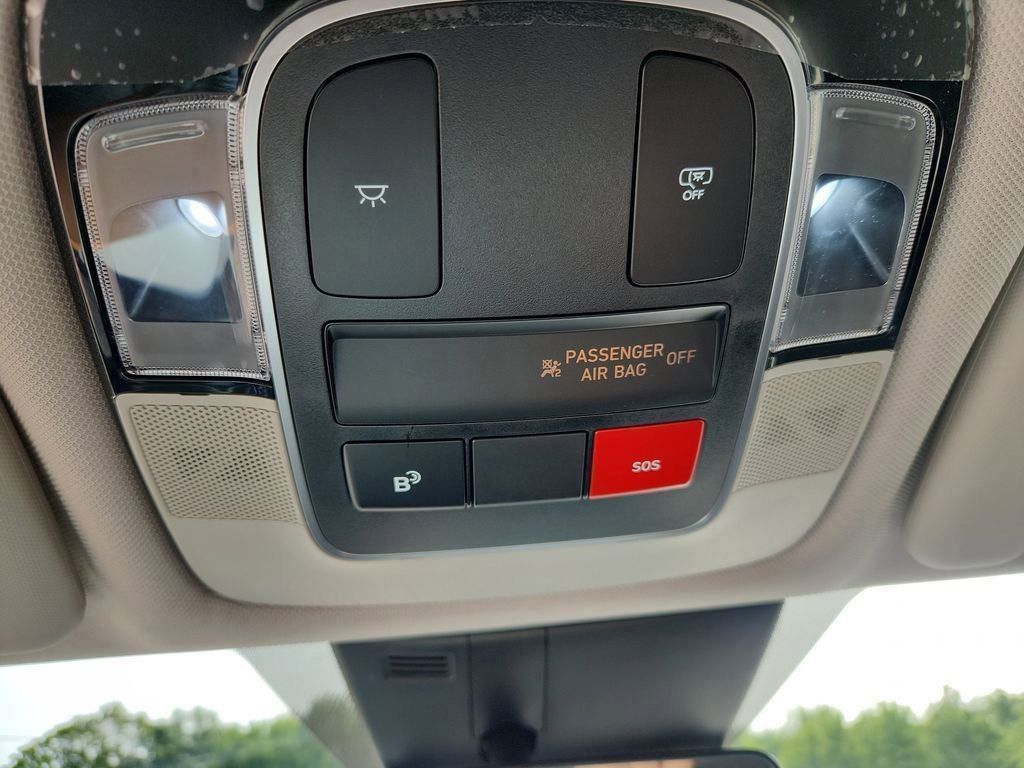 Used 2025 Hyundai Tucson SE image 26