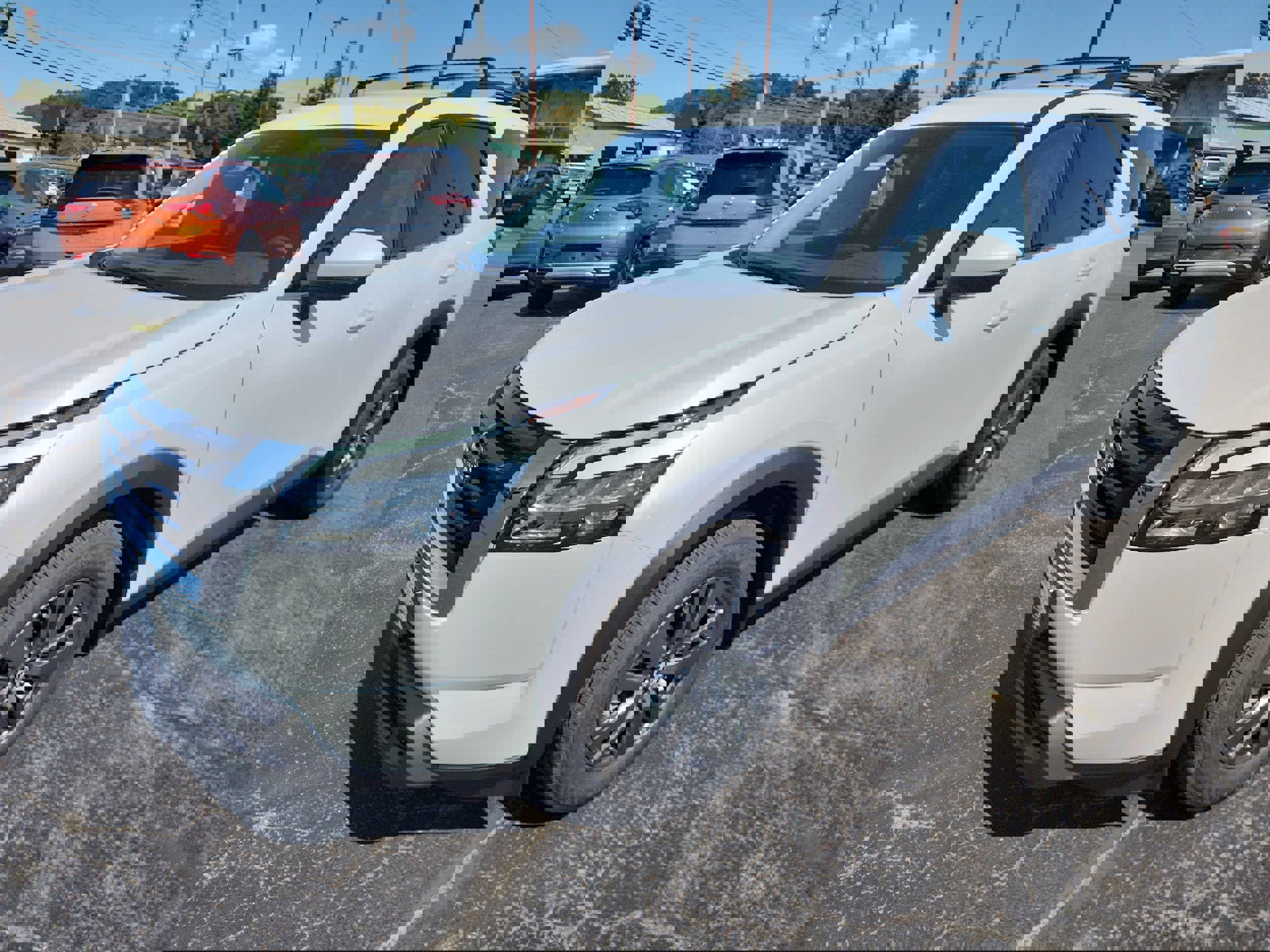 New 2025 Nissan Pathfinder SV image 4