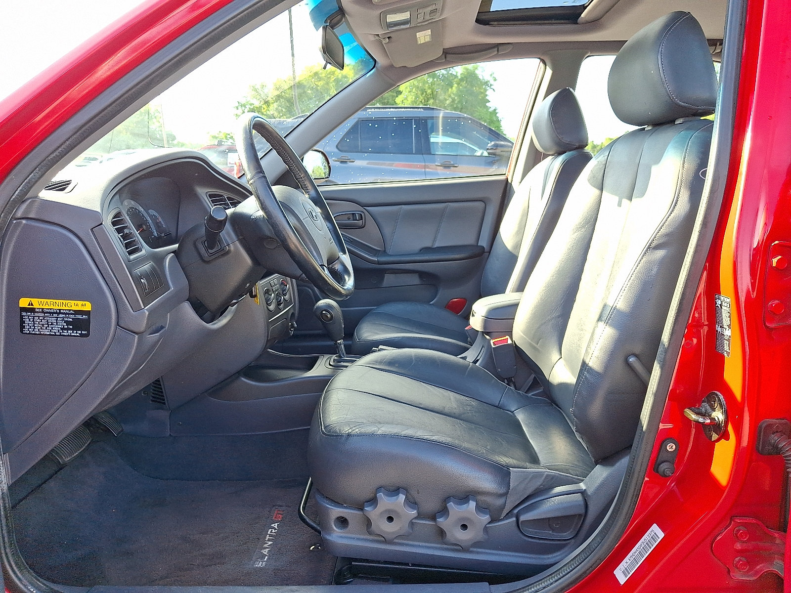 Used 2003 Hyundai Elantra GLS FWD image 13