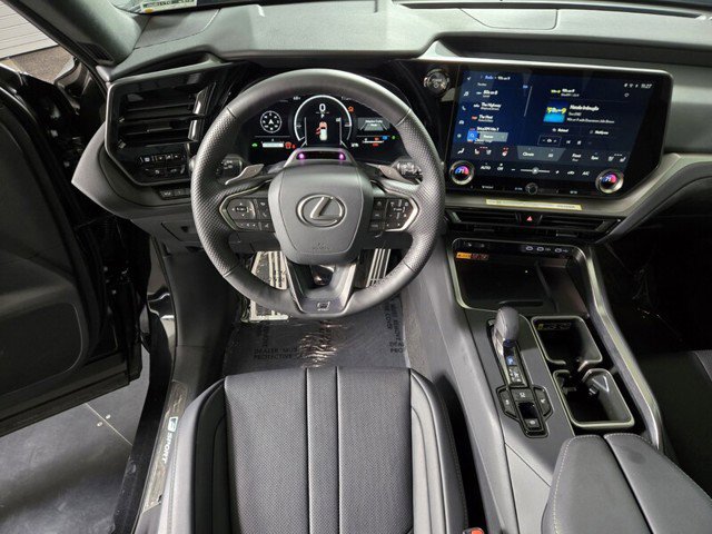 Certified 2026 Lexus TX 500h 500h F SPORT Performance Premi image 17