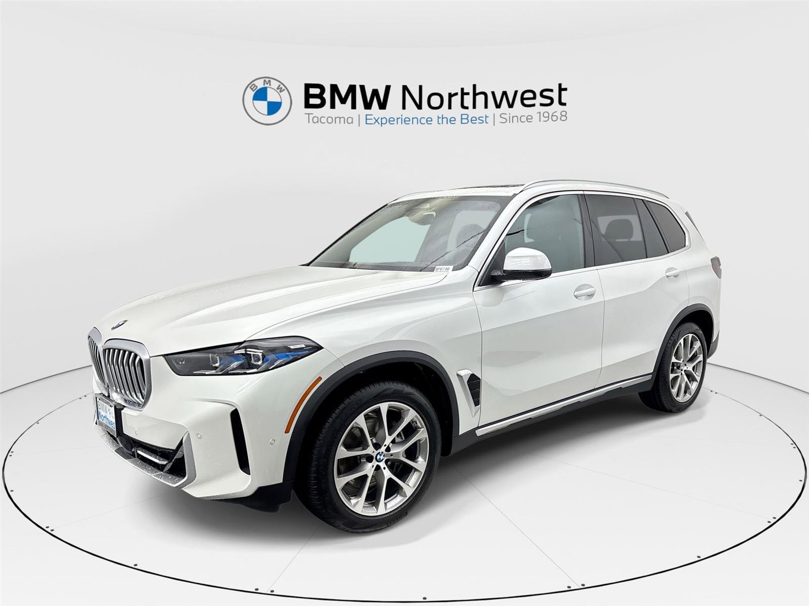 Used 2024 BMW X5 xDrive40i w/ Premium Package