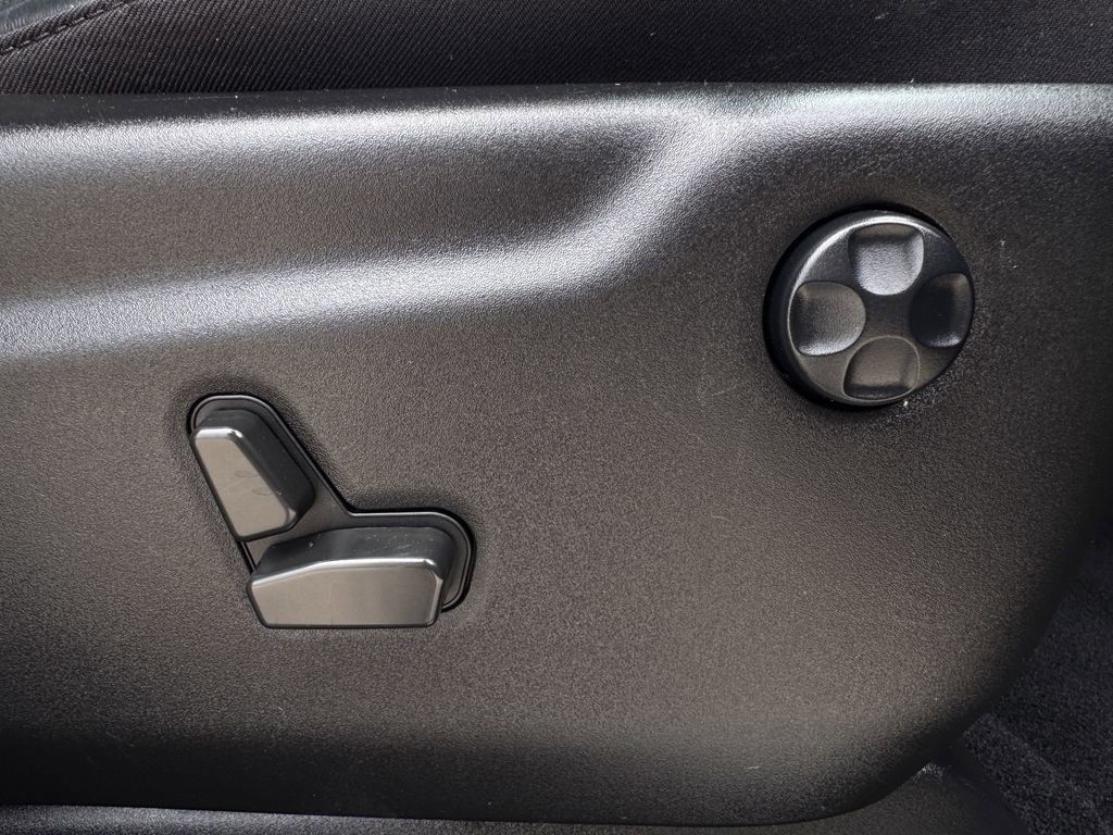 Used 2022 Dodge Durango R/T w/ Blacktop Package image 28