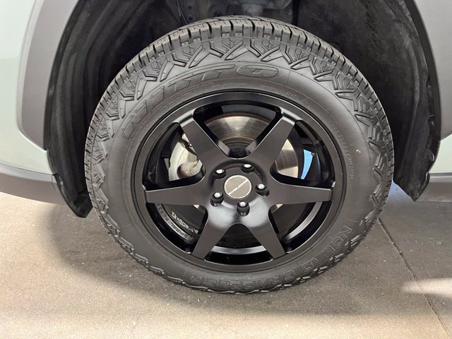 Used 2021 Toyota RAV4 XLE w/ Convenience Package AWD/4WD image 28