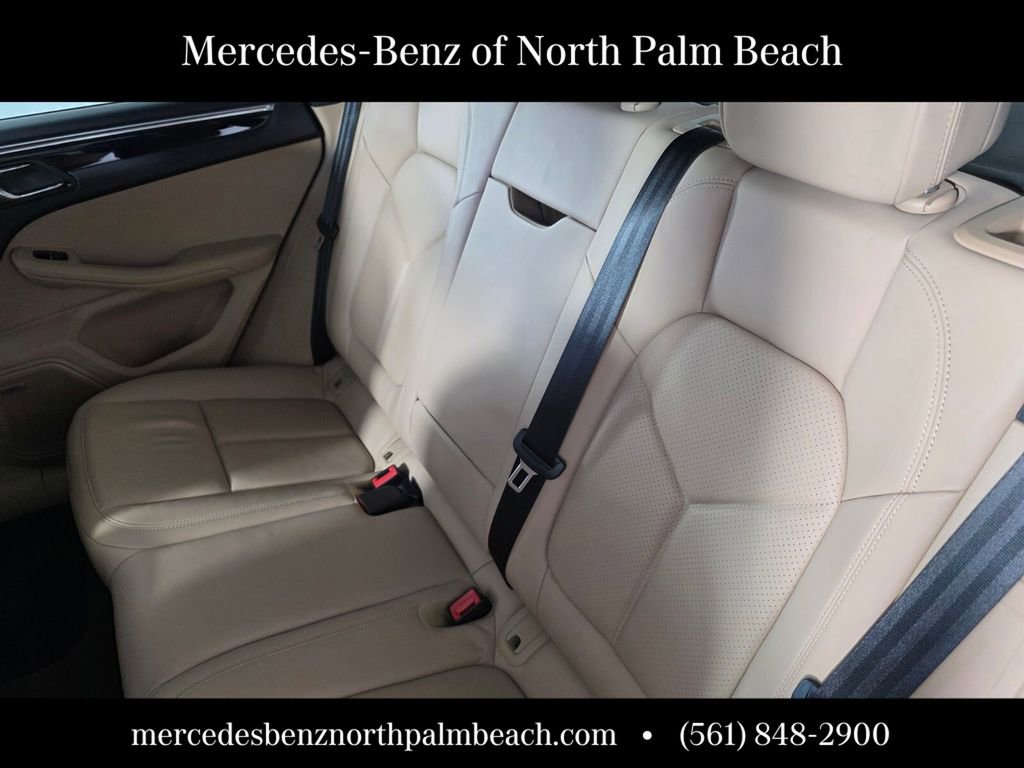 Used 2021 Porsche Macan AWD/4WD image 15