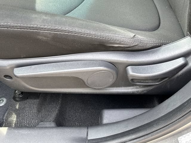 Used 2012 Kia Soul + FWD image 18