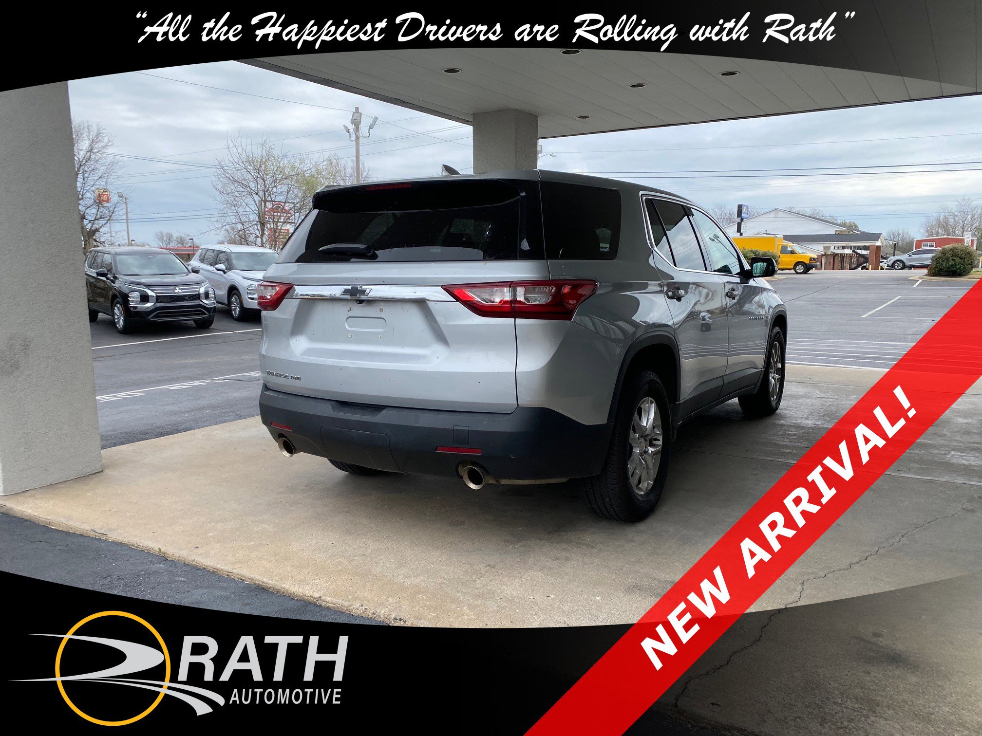 Used 2020 Chevrolet Traverse LS image 6