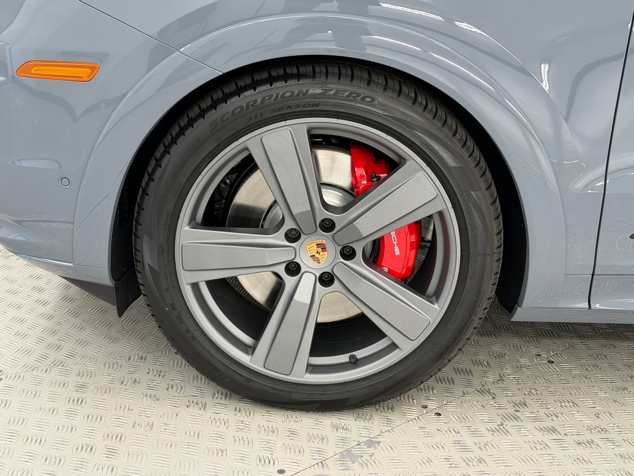 New 2026 Porsche Cayenne GTS AWD/4WD image 13