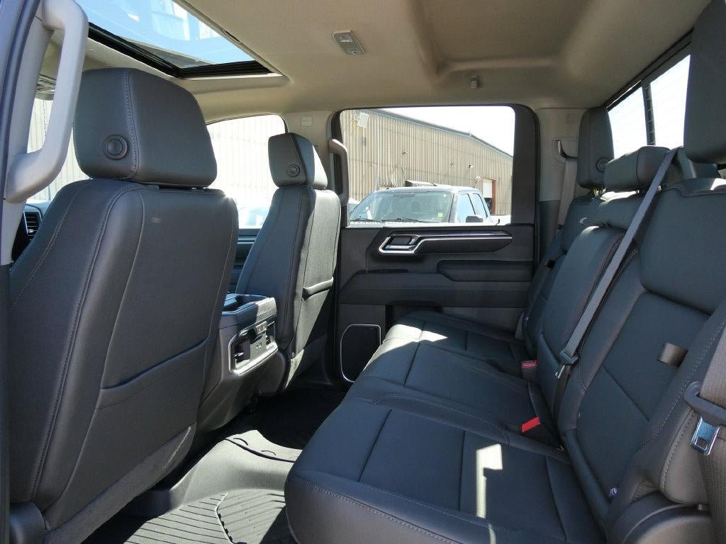 New 2026 Chevrolet Silverado 2500 LTZ w/ LTZ Plus Package AWD/4WD image 15