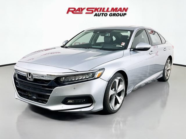 Used 2018 Honda Accord Touring image 3