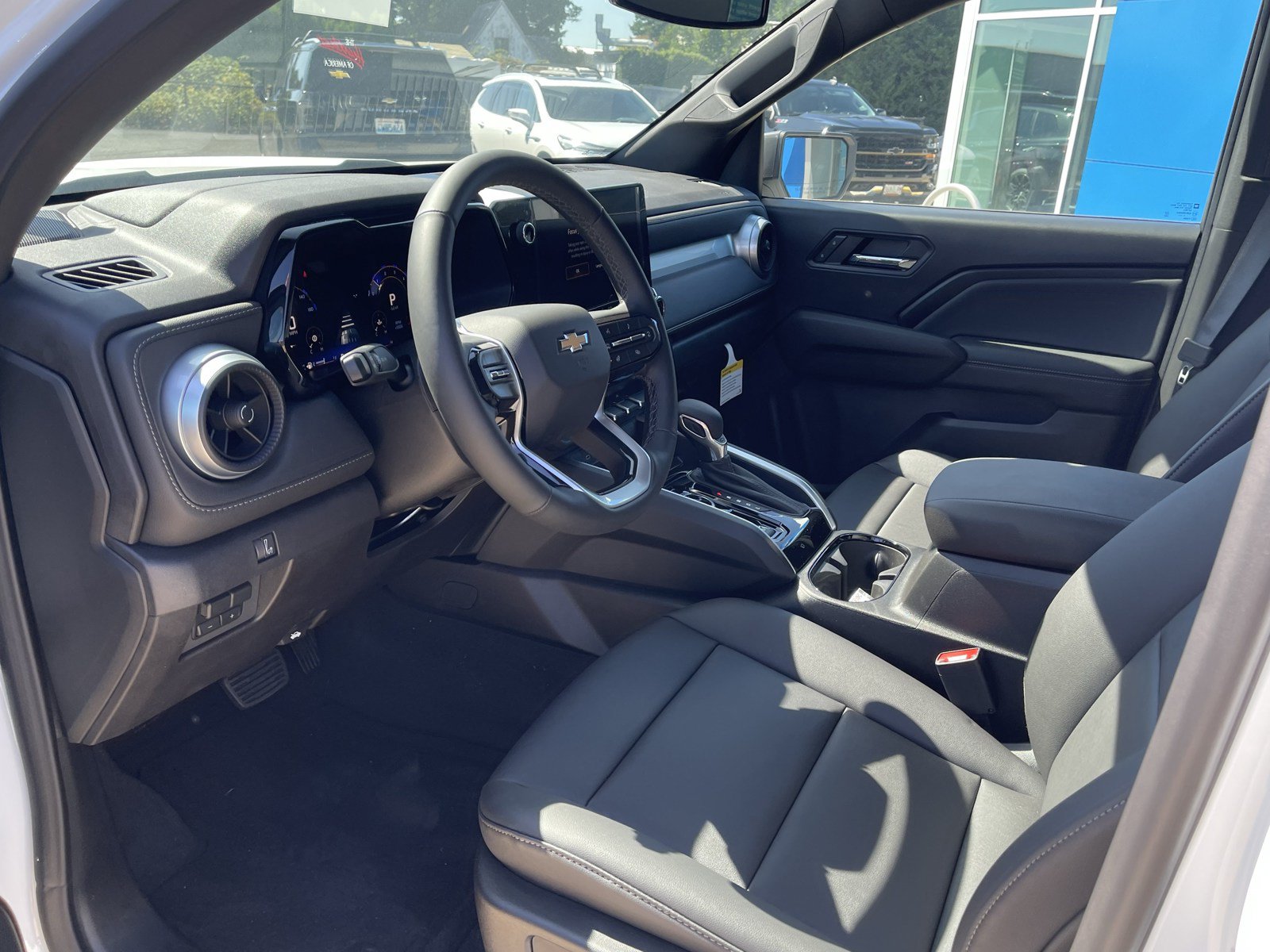 New 2026 Chevrolet Colorado LT w/ LT Convenience Package AWD/4WD image 12