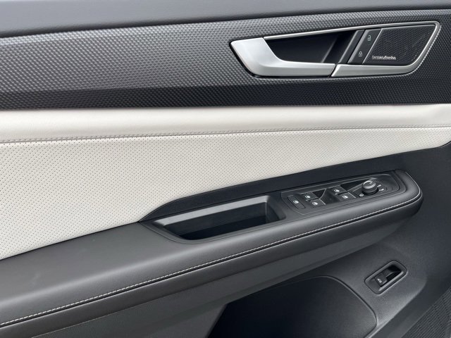 New 2026 Volkswagen Atlas Cross Sport SEL Premium R-Line image 10