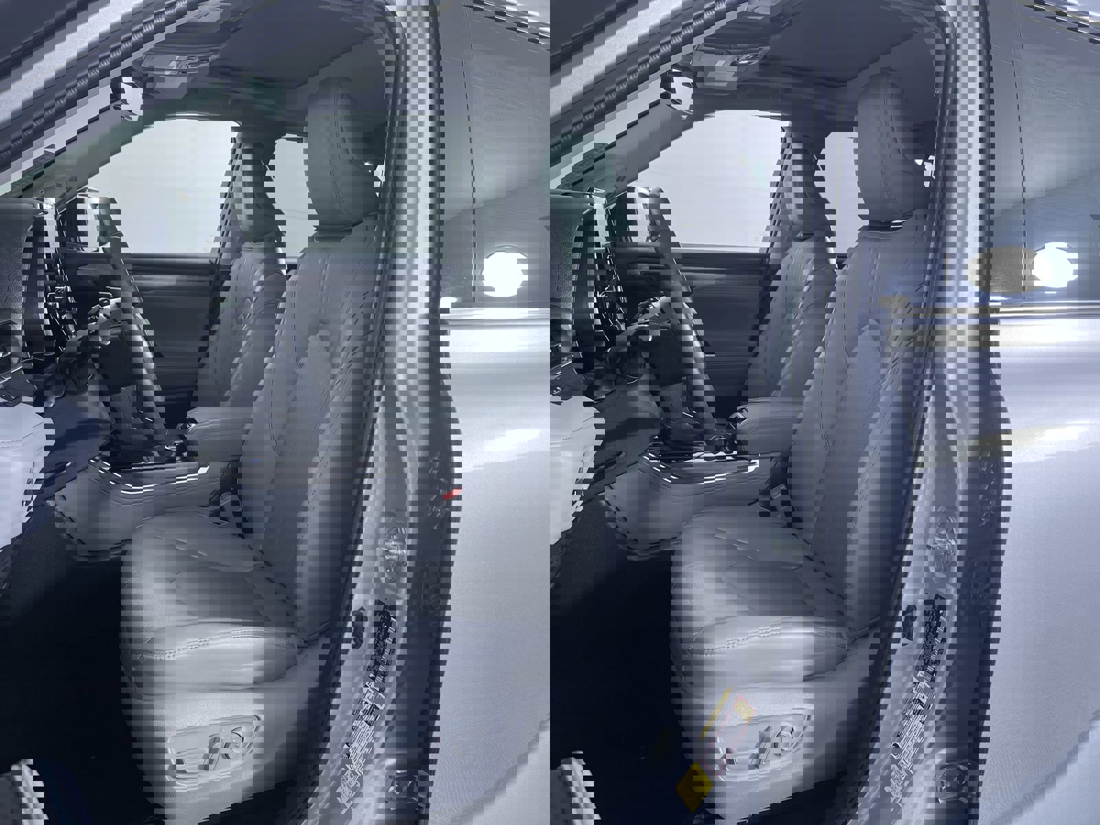 Used 2023 Toyota Highlander Limited image 15