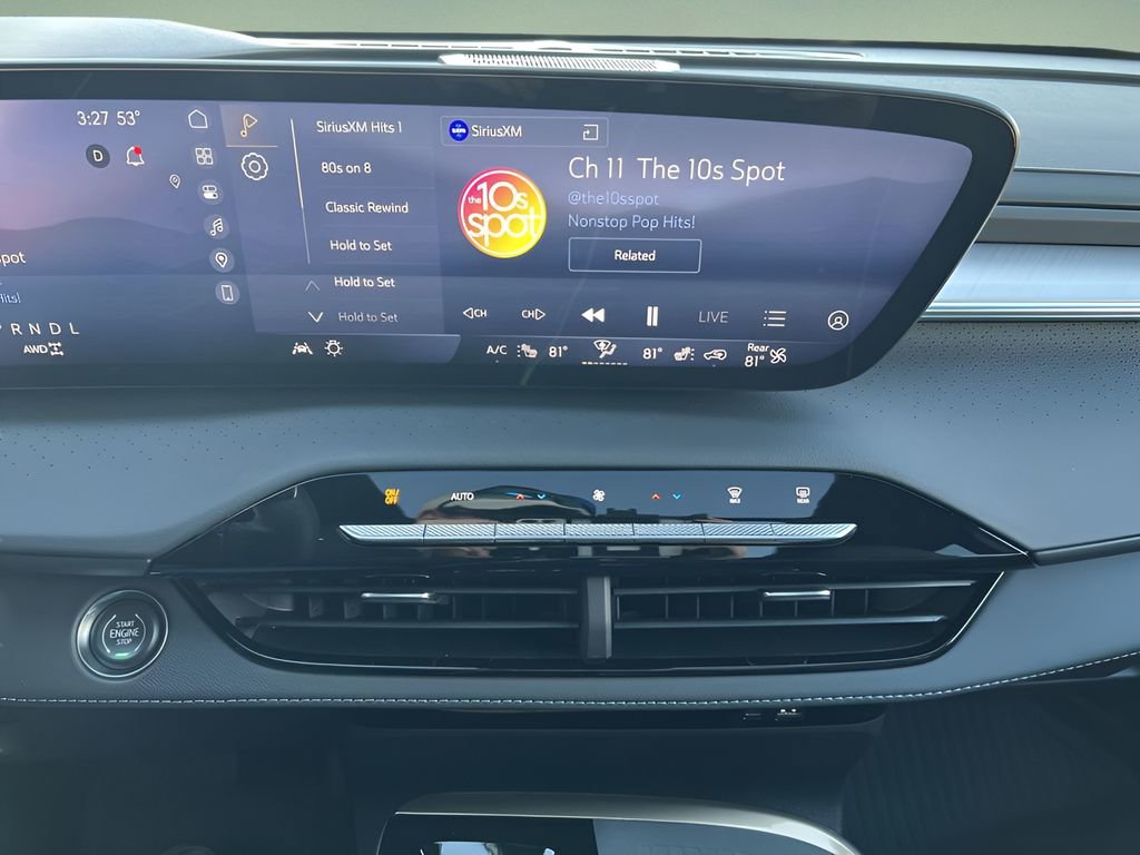 Certified 2025 Buick Enclave Avenir image 13