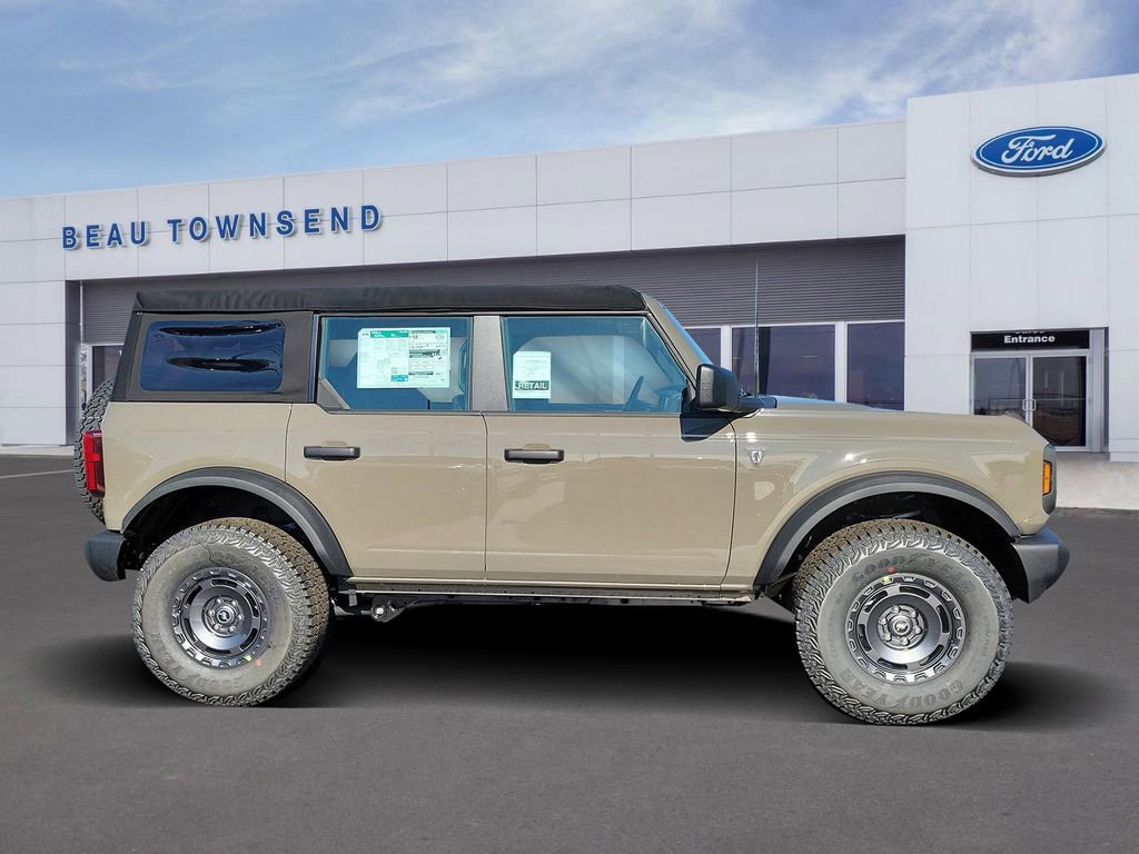 New 2025 Ford Bronco 4-Door w/ Sasquatch Package image 3
