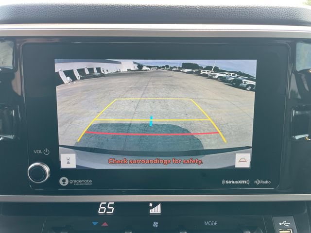 Used 2022 Toyota Tundra SR5 w/ SR5 Convenience Package AWD/4WD image 14