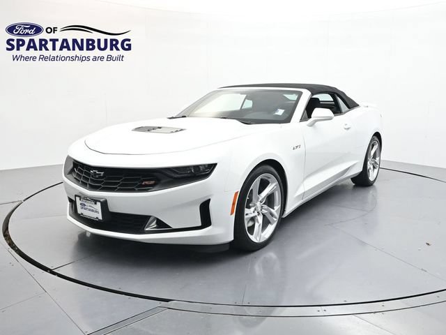Used 2023 Chevrolet Camaro LT w/ RS Package RWD image 3