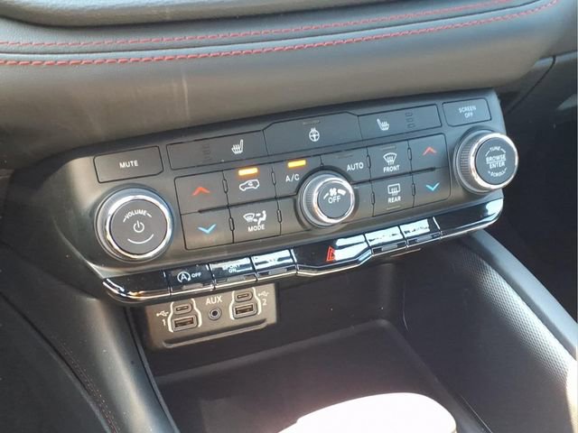 Used 2026 Dodge Durango GT AWD/4WD image 8