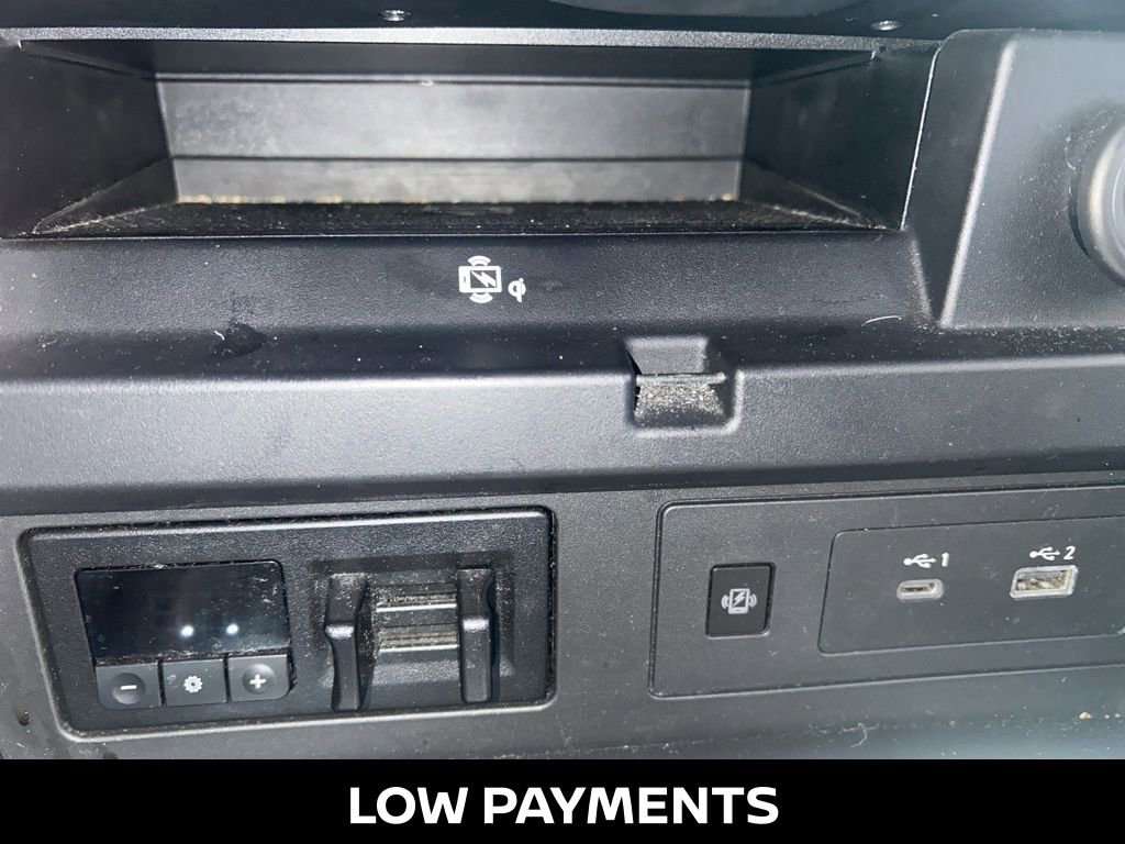 Used 2021 Nissan Armada SL w/ Captain's Chairs Package image 17