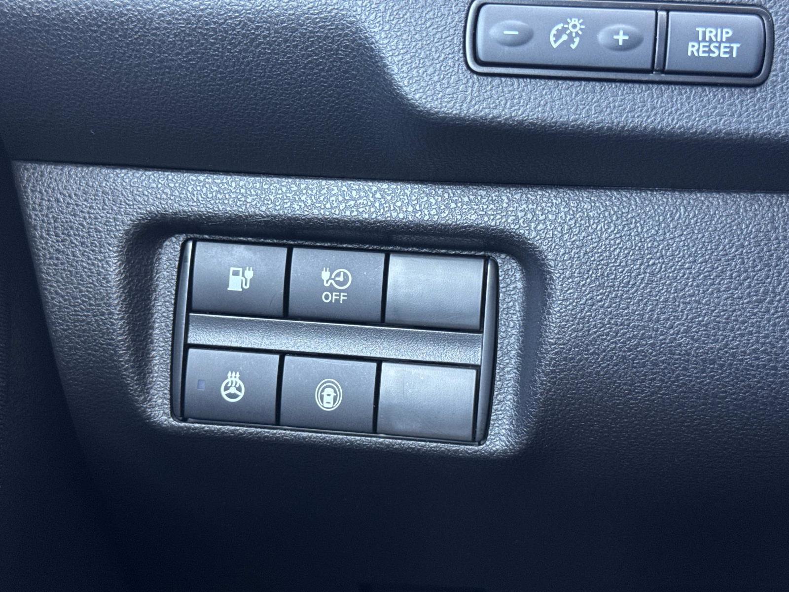 Used 2021 Nissan Leaf SV image 28