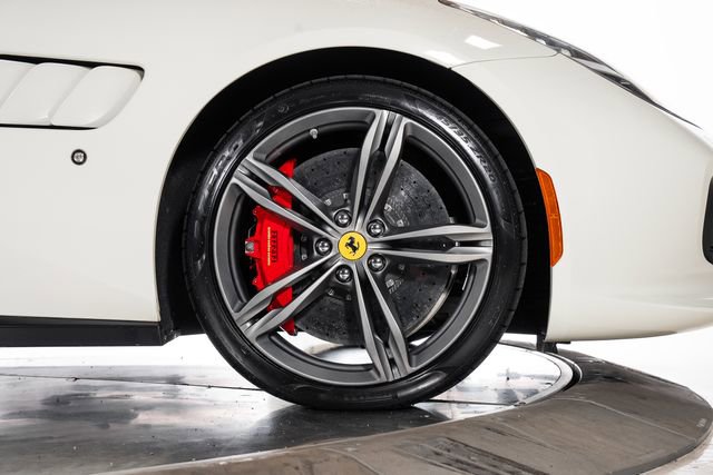 Used 2019 Ferrari GTC4Lusso AWD/4WD image 22