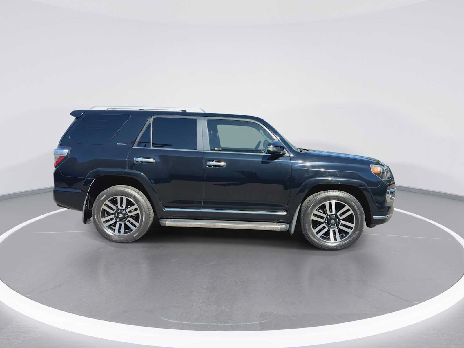 Used 2015 Toyota 4Runner Limited AWD/4WD image 9