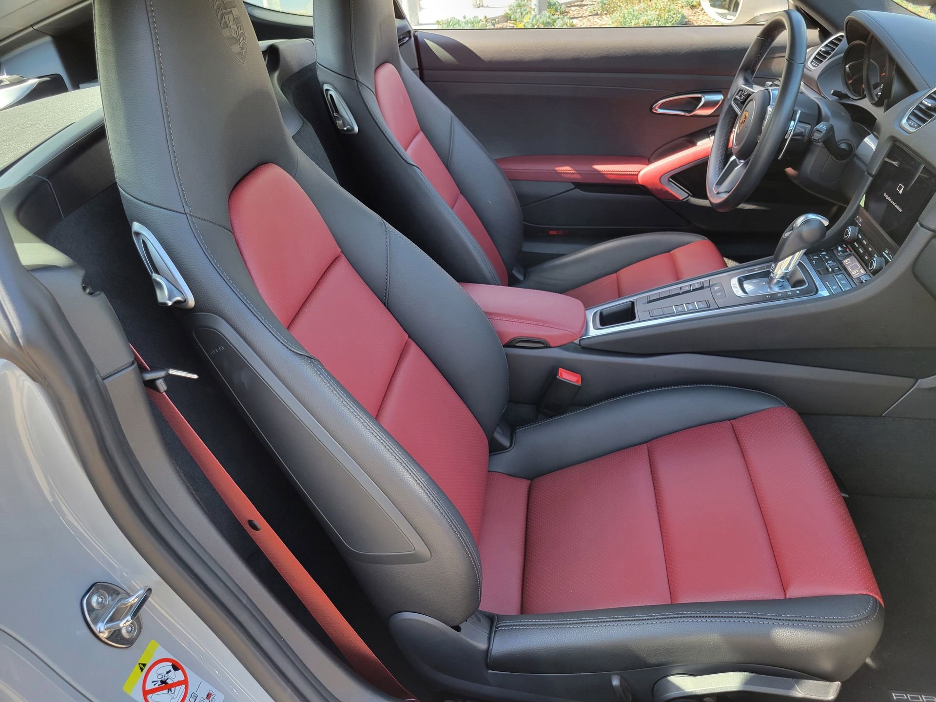 Used 2024 Porsche 718 Cayman image 26