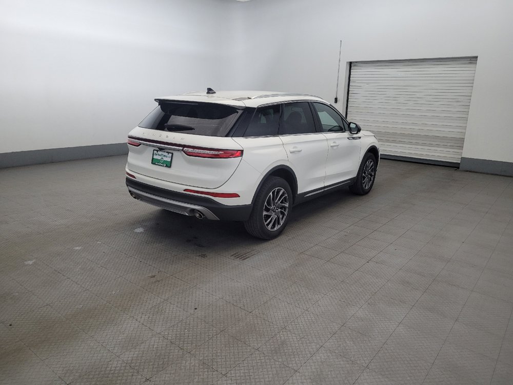 Used 2022 Lincoln Corsair AWD w/ Equipment Group 101A image 9