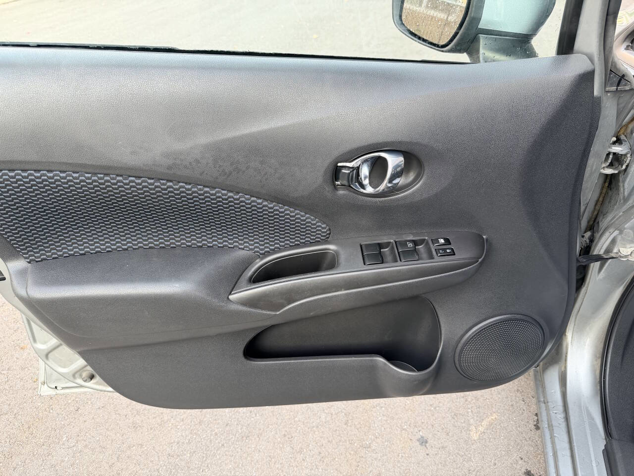 Used 2015 Nissan Versa Note SV image 11