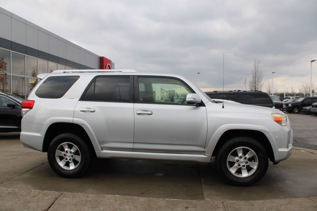 Used 2013 Toyota 4Runner SR5 image 6