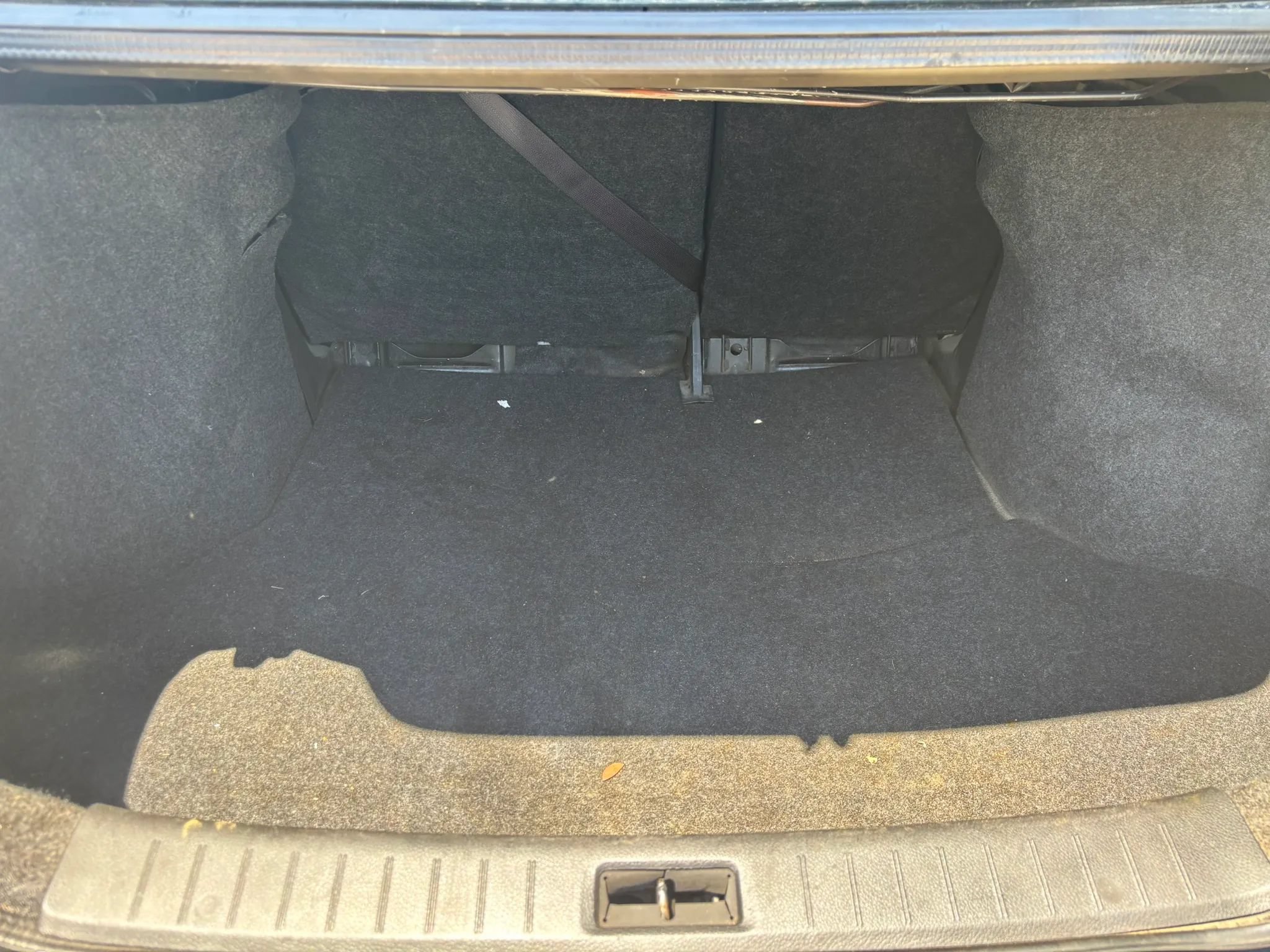 Used 2014 Nissan Sentra SR w/ Premium Package FWD image 14