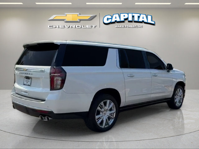 Used 2024 Chevrolet Suburban High Country AWD/4WD image 6