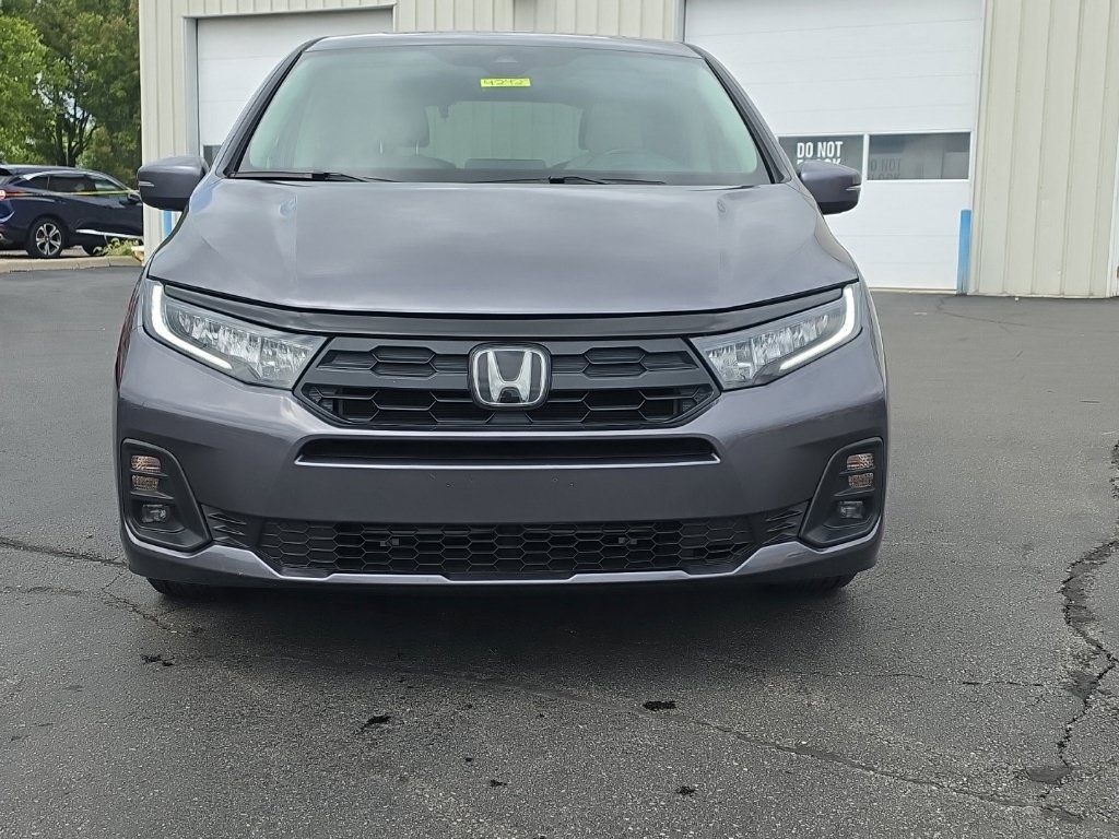 Used 2026 Honda Odyssey EX-L image 2