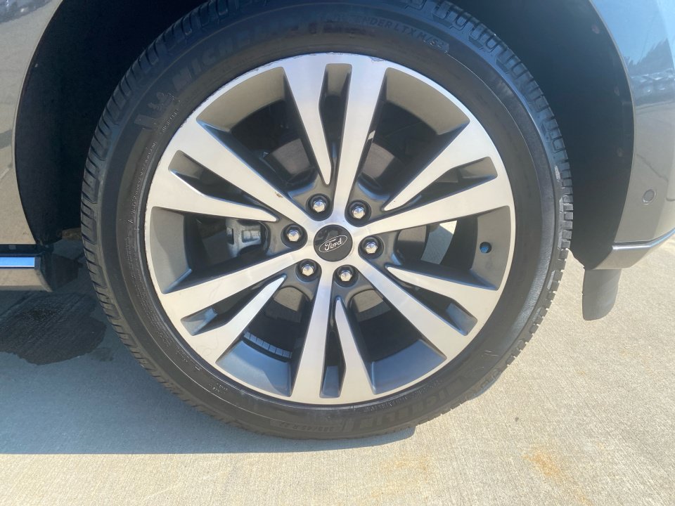 Used 2021 Ford Expedition Platinum AWD/4WD image 29