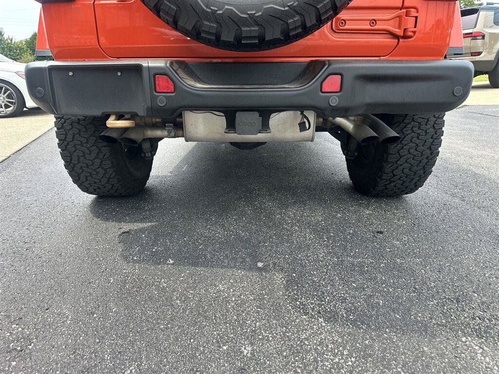 Used 2023 Jeep Wrangler Unlimited Rubicon 392 AWD/4WD image 23