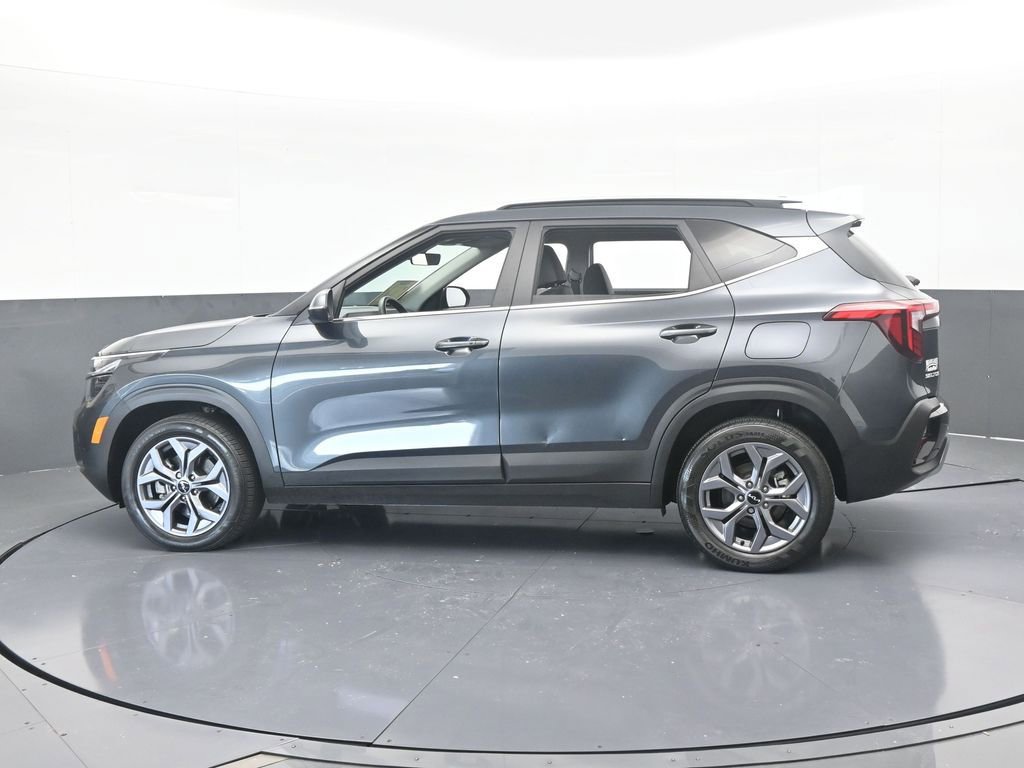 Used 2024 Kia Seltos S image 3