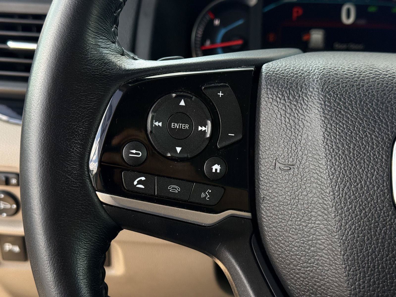 Certified 2021 Honda Pilot Touring image 21