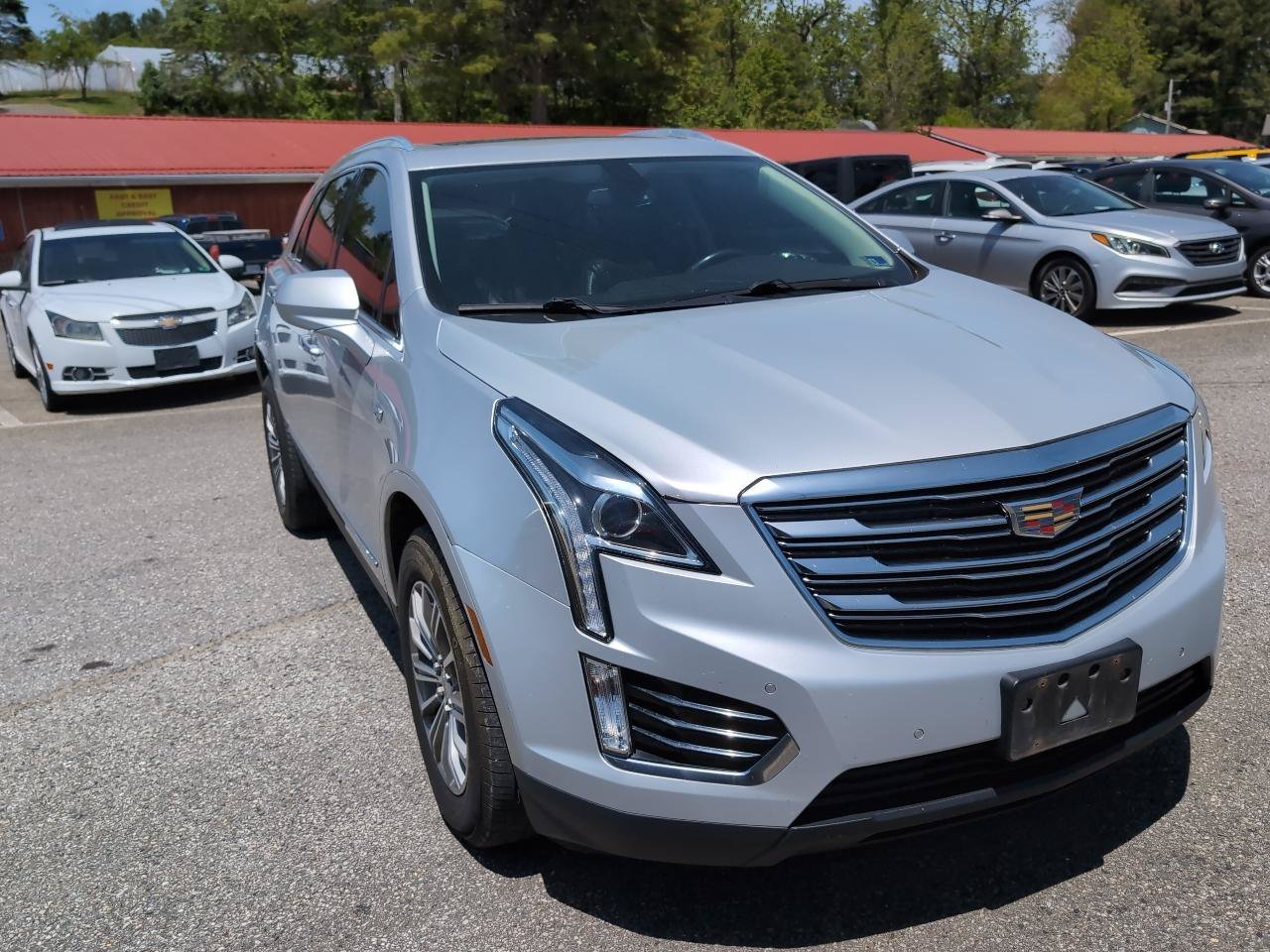 Used 2017 Cadillac XT5 Luxury AWD/4WD image 7