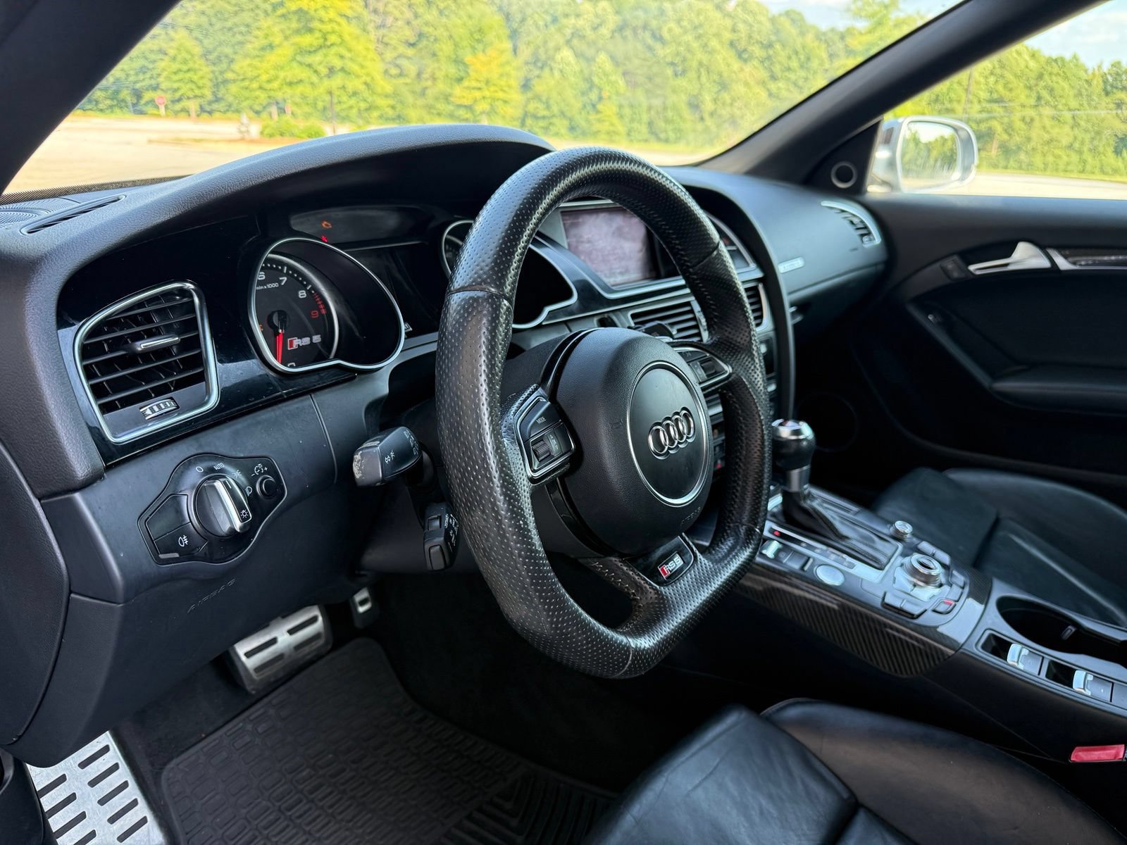 Used 2013 Audi RS 5 Cabriolet w/ Audi MMI Navigation Plus Pkg AWD/4WD image 22